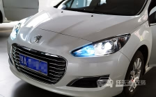 标致308原车大灯改装 上海小系欧标Q5双光透镜、飞利浦XV  氙气灯泡、澳兹姆安定器