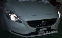 沃尔沃V40 大灯改装原厂小糸Q5双光透镜、新款飞利浦XV D1S氙气灯泡、法雷奥快启安定器