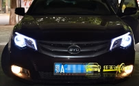 比亚迪思锐 车灯改装Q5双光透镜、进口飞利浦D1S灯泡、白色光导天使眼、光导双色泪眼
