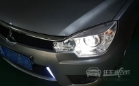东南V3菱悦 大灯改装原厂Q5双光透镜、飞利浦XV 4800K氙气灯泡、法雷奥安定器、恶魔眼