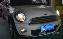 MINI COUNTRYMAN 车灯改装奥迪Q5双光透镜、飞利浦XV D1S氙气灯泡、法雷奥安定器