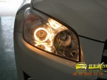 丰田 RAV4 改黄色天使眼