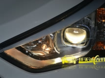 现代新胜达IX45 改装海拉3代双光透镜 新款飞利浦灯泡 小糸安定