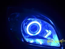 武汉起亚智跑改装Q5双光透镜雪莱特灯泡光谱安定器蓝色天使眼