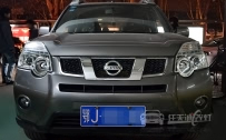 日产奇骏 大灯改装德国海拉5双光透镜、飞利浦XV 4800K氙气灯泡、法雷奥快启安定器