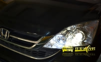 CRV 改装奥迪Q5原厂双光透镜、飞利浦D1S氙气灯泡、博世快启安定器