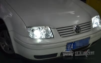 大众宝来 车灯改装AES金钢Q5美标双光透镜、雪莱特5500K氙气灯泡