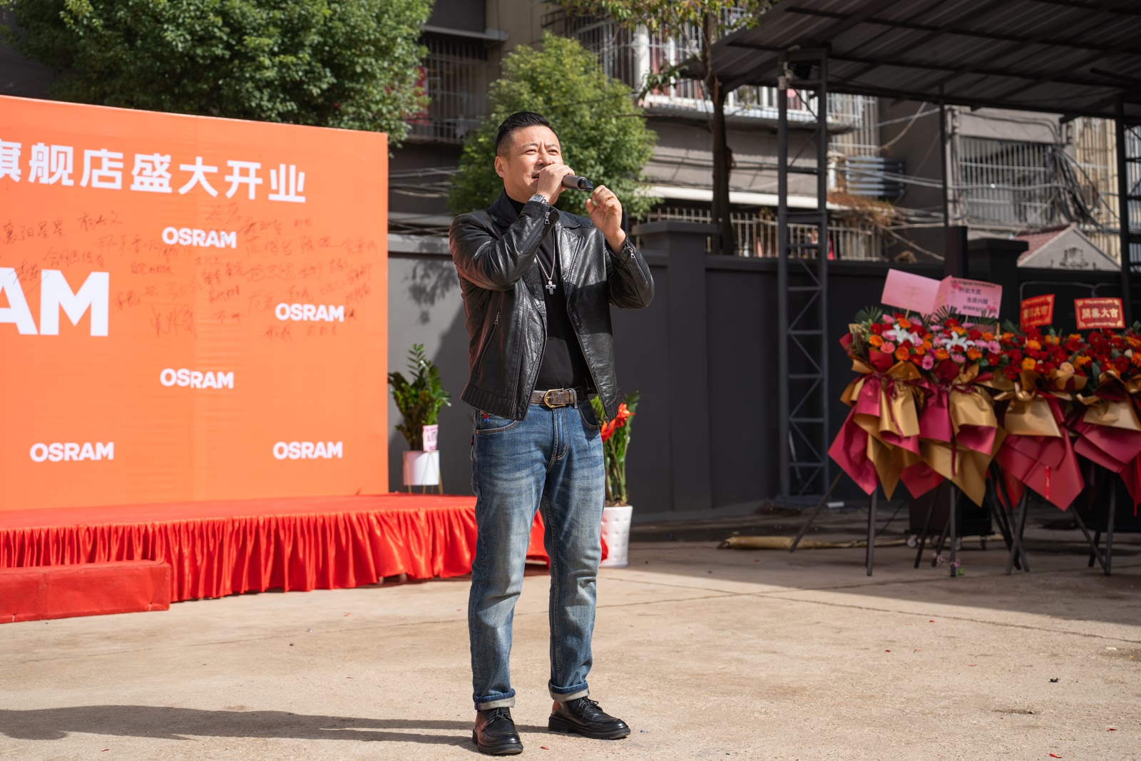 歌唱表演
